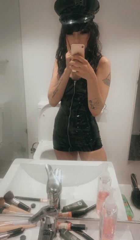 zoee12 top pornstar image