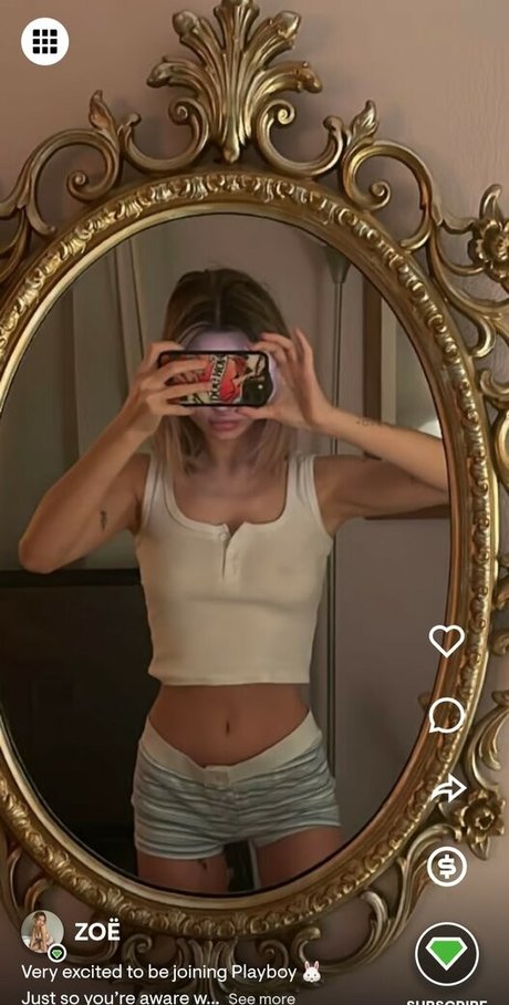 Zoe Christina sexy actress images