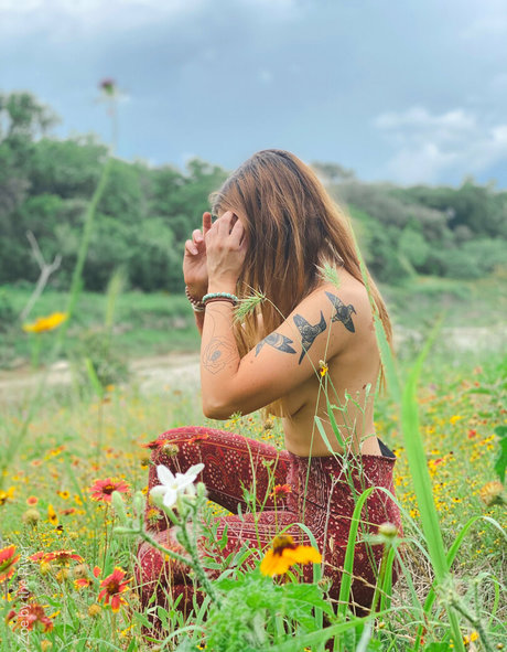 teen tits onlyfans free nude gallery