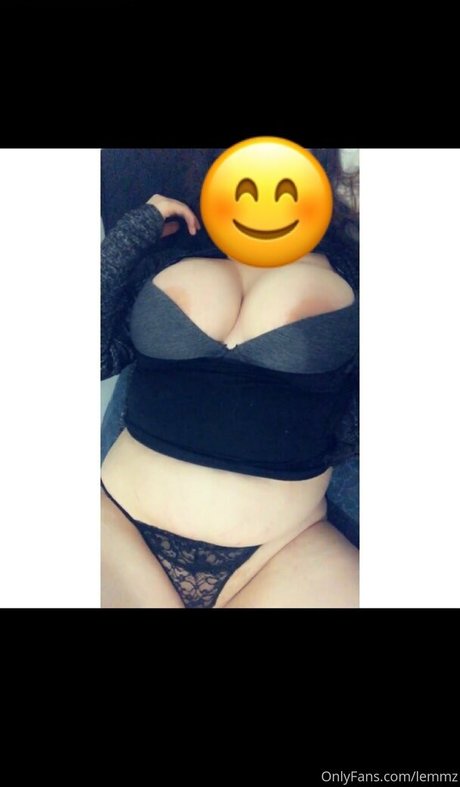 zernnz erotic model pictures