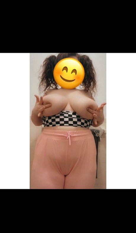 zernnz naked pornstar img