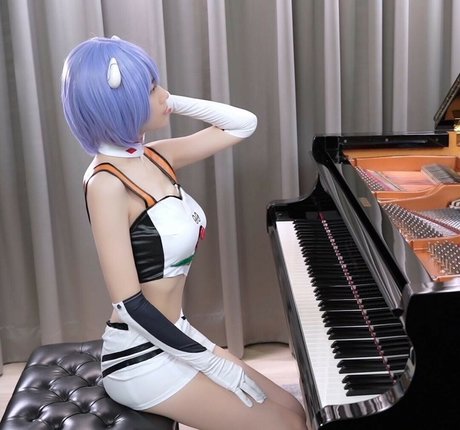 Rus Piano exclusive star pic