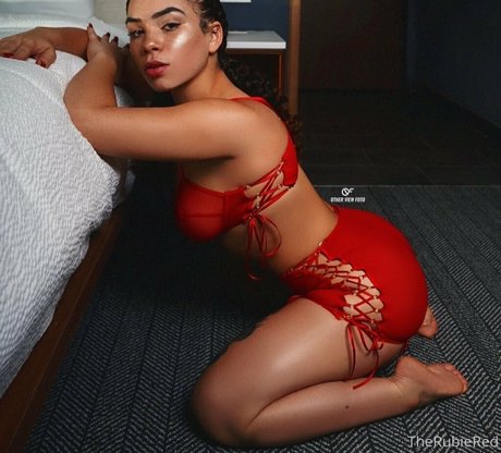 therubiered pornstar nudes picture