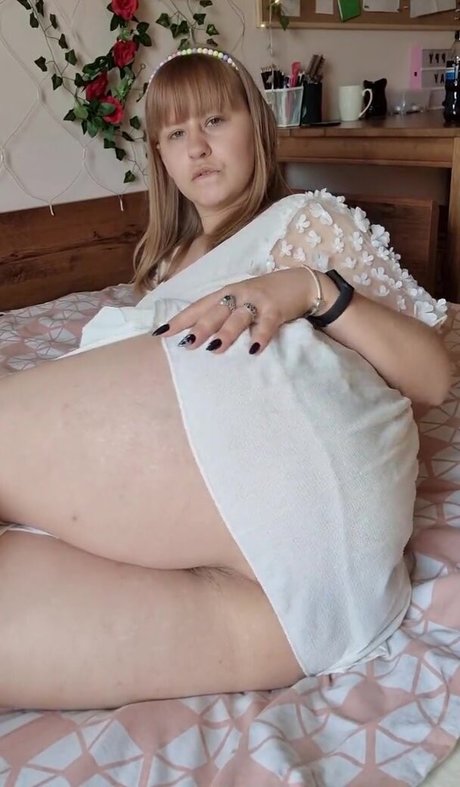 Pola Rainbow top pornstar images