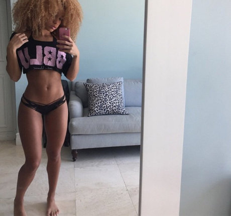 Anabella Carrasco nude actress picture