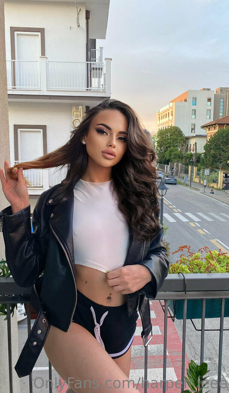 harper leee pornstar hd pic