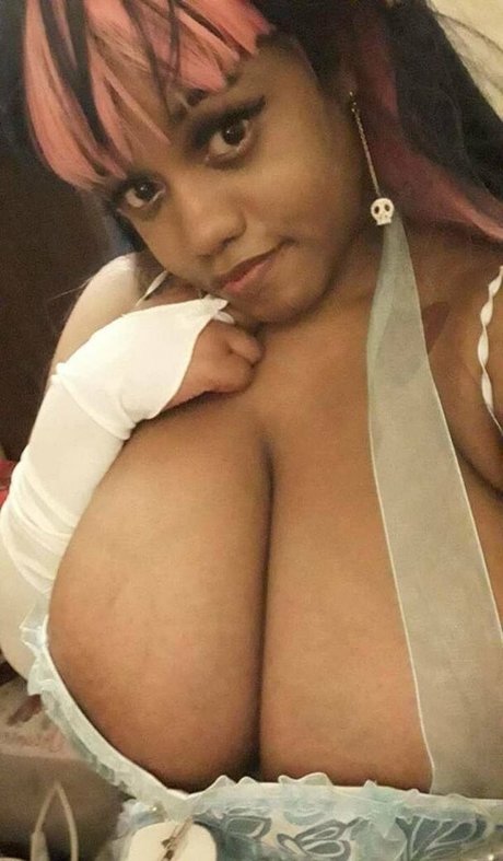 farrismaiden pretty model img