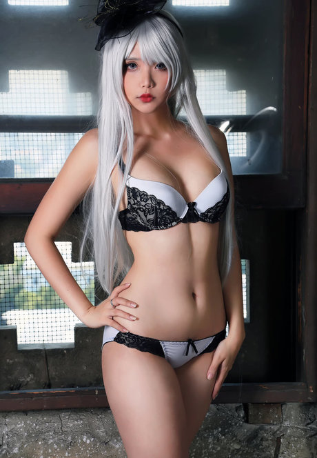 Hana Bunny model hot photo