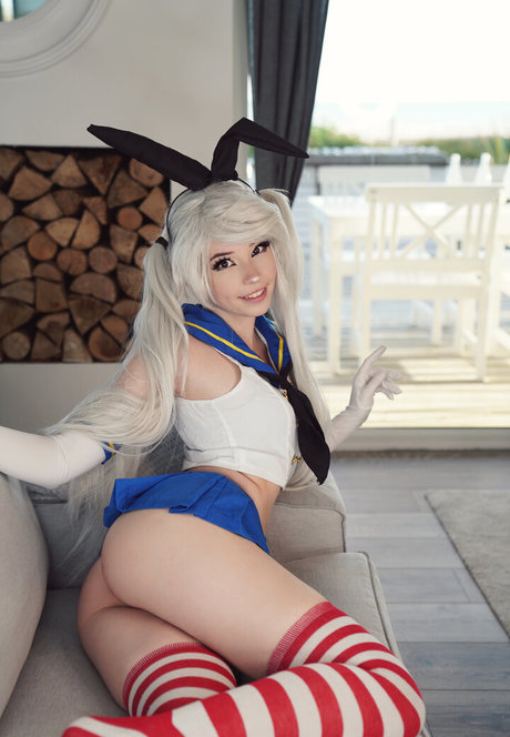 Belle Delphine model beautiful pictures