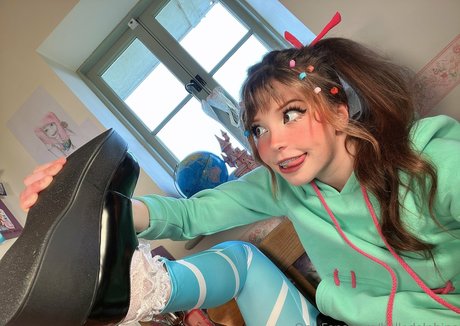 teen lesbian onlyfans free nude images