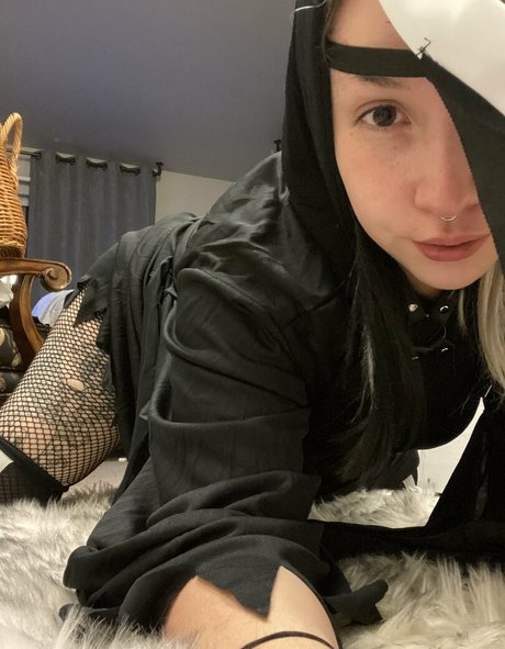 blonde babe onlyfans free pic