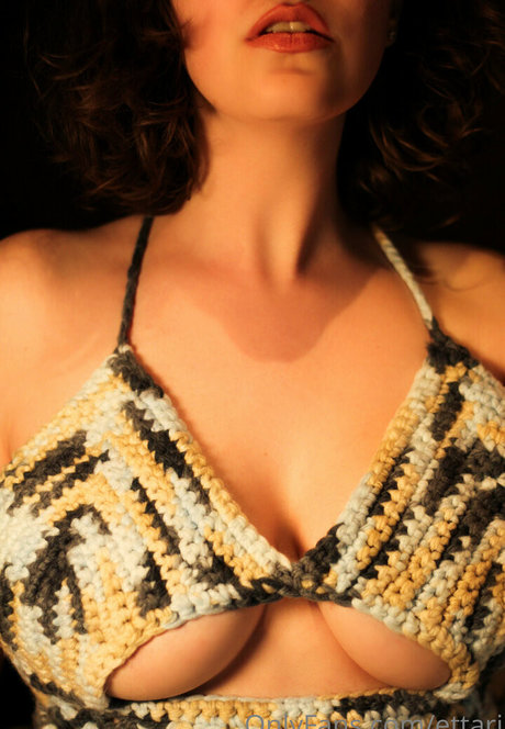 ettari model nude pictures