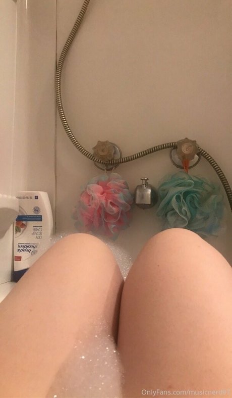 perci 97 erotic star galleries