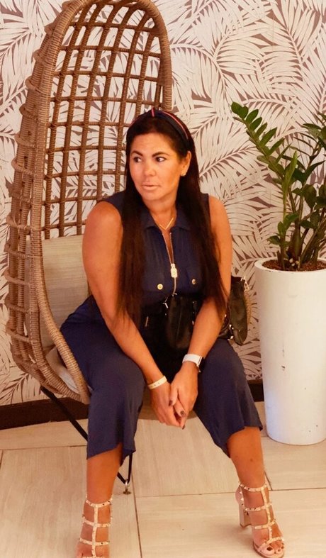 Coroa Gostosa sexy actress pics