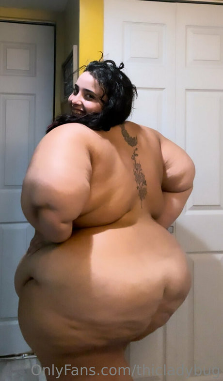 thicladybug exclusive actress picture