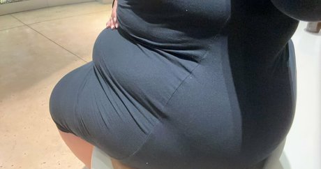 thicladybug pretty model img