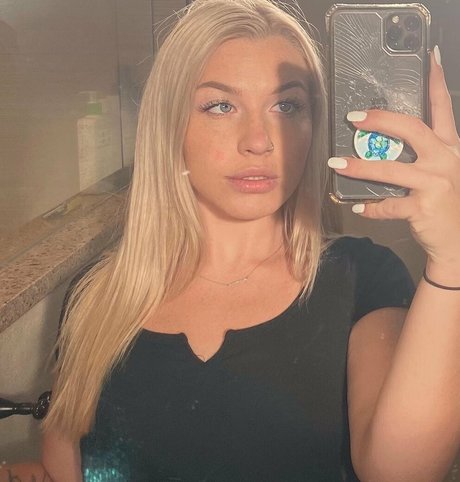 latina onlyfans nice image