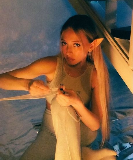 skinny asian teen onlyfans sexy naked pic