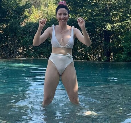 giantess onlyfans hot sex photo