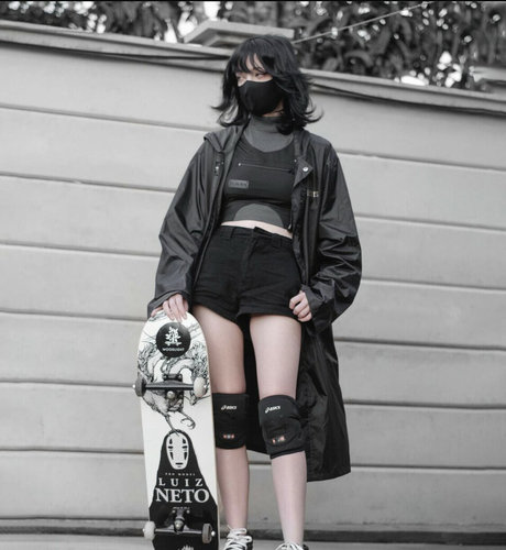 Pitayaq hot actress images