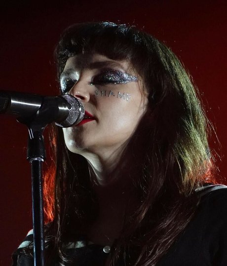 Lauren Mayberry exclusive pornstar pic