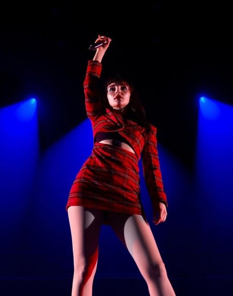 blonde babe onlyfans erotic pics