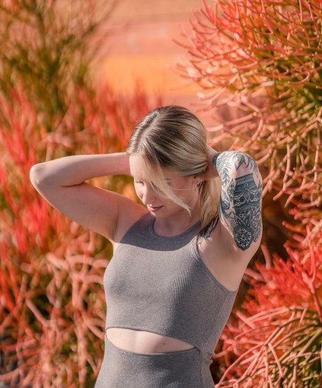 Sonja Reid pornstar nude pics