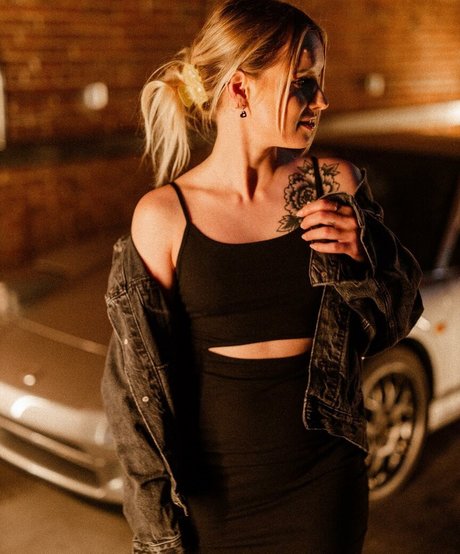 Sonja Reid exclusive star image