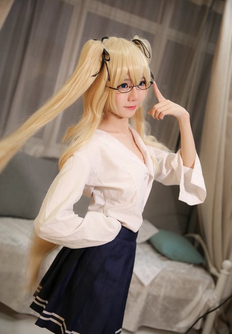 Sally Dorasnow nude actress img