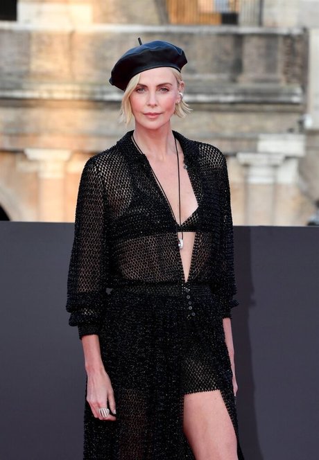 Charlize Theron star erotic galleries