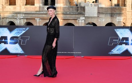 mother onlyfans xxx image