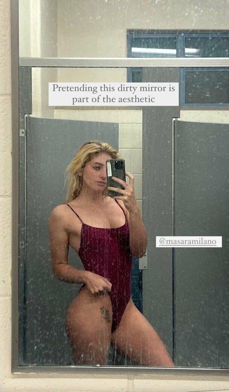 Willow Shields model best pic