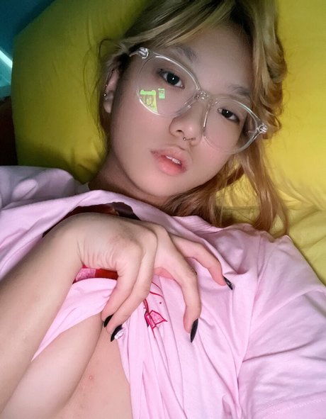 Kkaiyatoast star erotic images