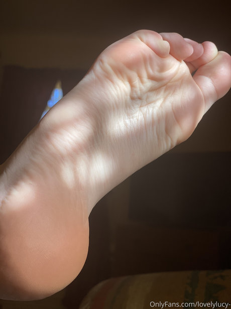 Lucy James Lovelylucy sexy model img