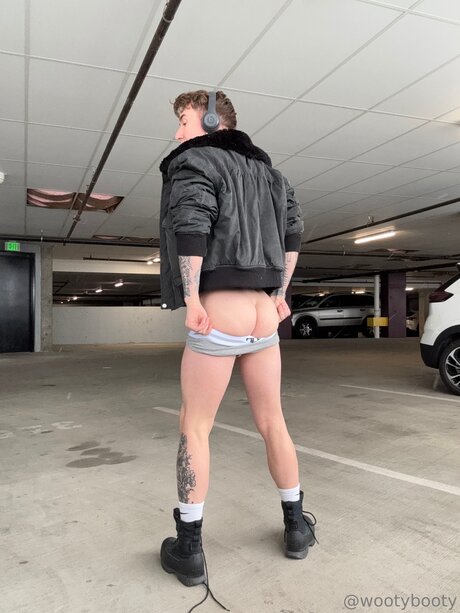 Wootybooty naked star galleries