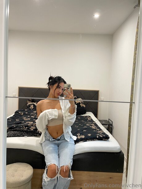 Vivchen nude star img