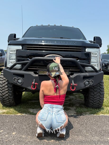 U2023kari art model galleries