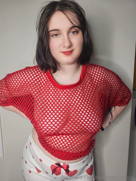 Sydneyq Official model pic