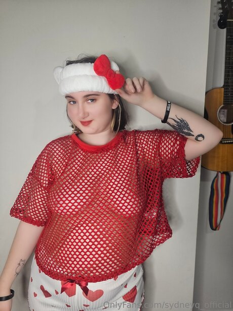 Sydneyq Official pornstar hd picture