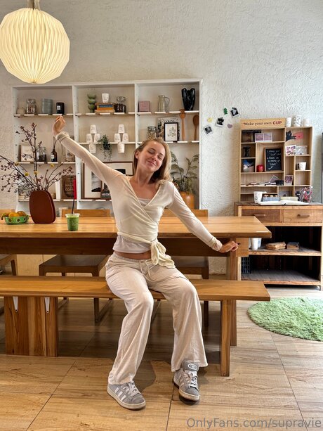 Supravie model best images