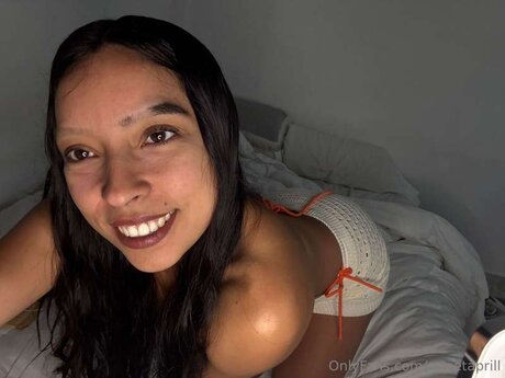 ebony granny onlyfans top pictures