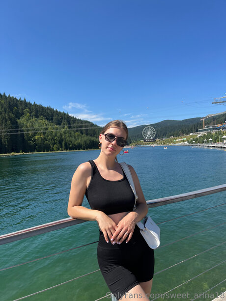 Sweet Arina18 adult star pics