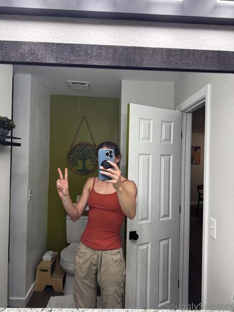 Snugglysweaterof star high quality photos