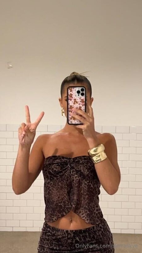 Sierraskye high quality pornstar img