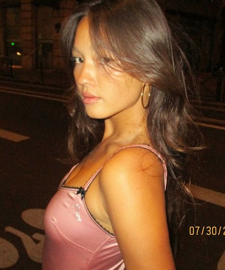 Lilychee model pretty galleries