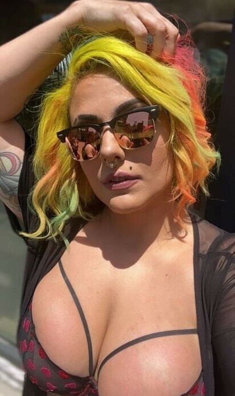 TheZombiUnicorn Quick photo