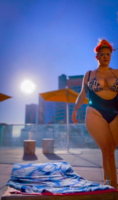 TheZombiUnicorn model high quality photo