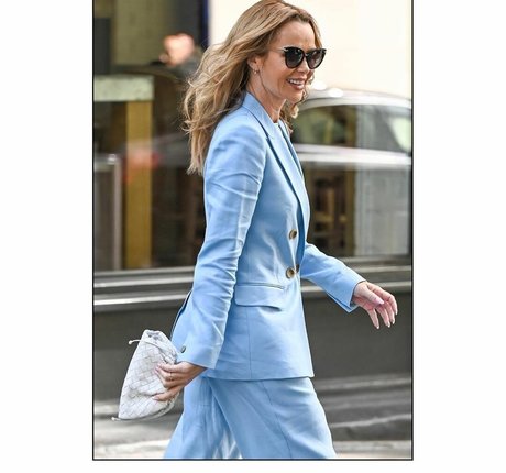 daughter onlyfans pornographic image