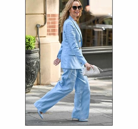 Amanda Holden star perfect picture