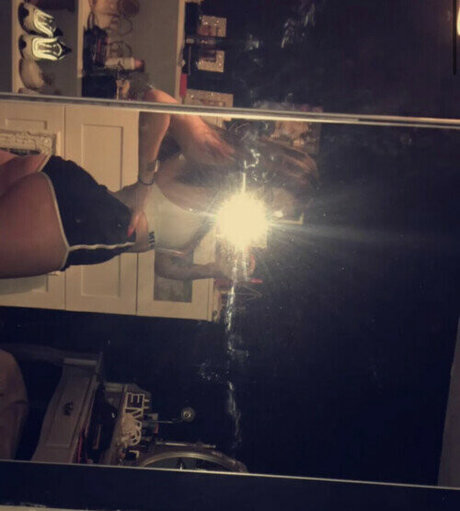 Mirrorgirlkim pornstar hd galleries